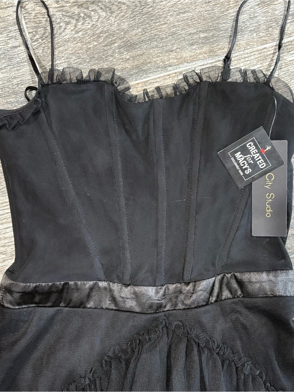 City Studio Black Juniors' Tiered Tulle Asymmetrical Party Dress Sz 3 Whimsigoth - Picture 9 of 15